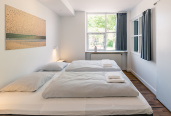 hotel-lejlighed-soveværelse-ribe-byferie-resort